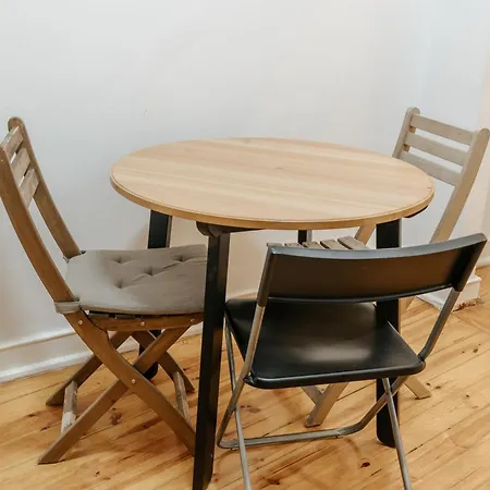 Aquilla's Family 102 By Mycelia بيت ضيافة *